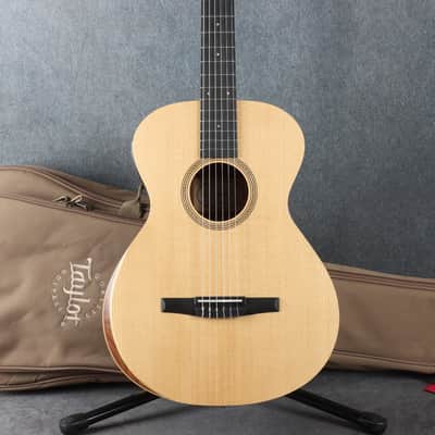 Taylor Academy 12e-N Grand Concert Electro Acoustic - Natural - 2nd Hand (157996) image 3