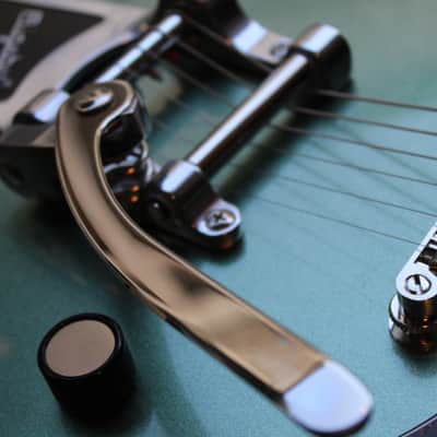 GRETSCH "G2622T Streamline Center Block Double-Cut with Bigsby, Laurel Fingerboard, Broad’Tron BT-3S Pickups, Steel Olive" 3, 2 KG image 10