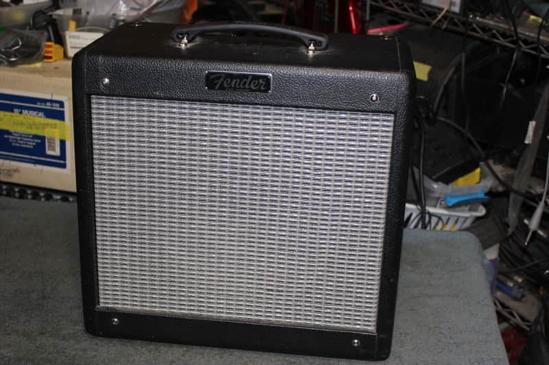 Fender Pro Junior III/ 15 Watt 1x8" Tube Combo image 1