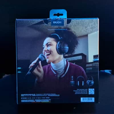 Beyerdynamic DT 700 PRO X Closed Back Headphones - 48 Ohms 2021 - Present - Black image 2