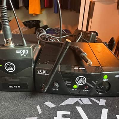AKG WMS40 Mini Pro Wireless guitar unit image 1