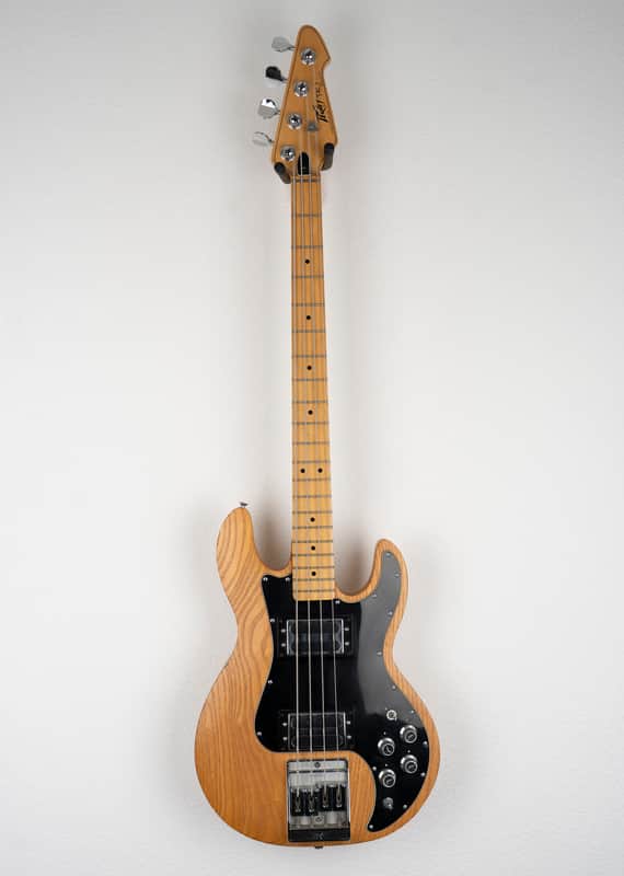Peavey T40 Electric Bass Guitar - 1st Year image 1