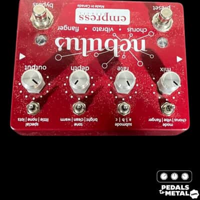 Empress Nebulus 2010s - Red - X14657 image 3