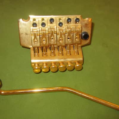 Floyd Rose Style Locking Tremolo Bridge 34mm Block- Gold image 9