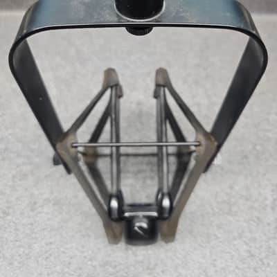 Electro-Voice Microphone Shock Mount for RE Series Microphones image 7