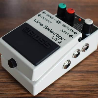 Boss LS-2 Line Selector AB Switch Guitar Effect Pedal image 3