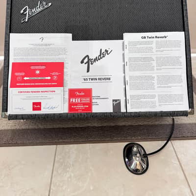 Fender GB Twin Reverb George Benson Signature 2-Channel 85-Watt 2x12" Guitar Combo 2016 - Present - Gray image 12