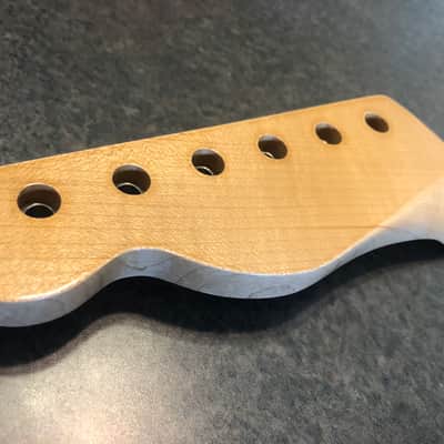 Musikraft Quarter sawn 1-piece maple T-style neck never installed - Light lacquer image 11