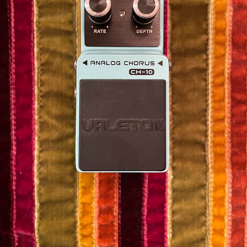 2010s Valeton Loft CH-10 Analog Chorus Boss CE-2 clone! Blue