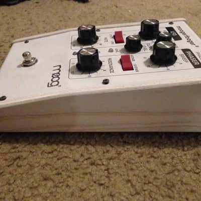 Moog Limited edition White Moogerfooger MF-103 12-Stage Phaser White image 3