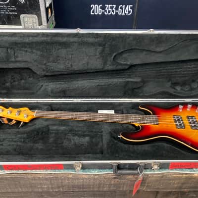 G&L Tom Hamilton's Aerosmith, L-2000 Bass (#34) - Sunburst image 2
