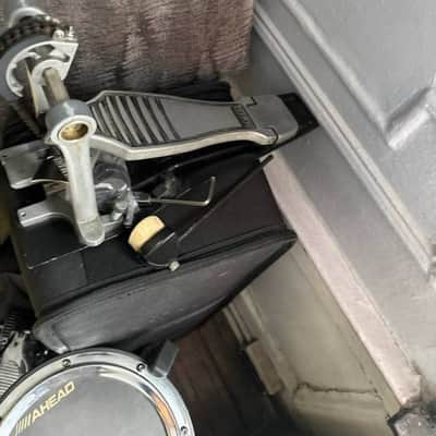 Yamaha Bass drum pedal single chain / key/beater image 4