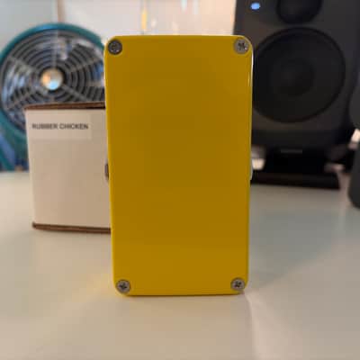 Lovepedal Rubber Chicken V2 2015 - 2021 - Yellow image 4