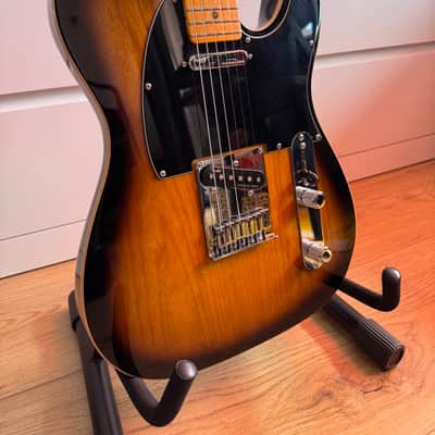 Fender American Ultra Luxe Telecaster 2-Color Sunburst image 2