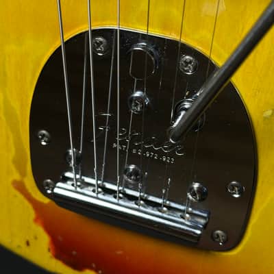 Fender Jaguar with Rosewood Fretboard 1966 - 1969 - Sunburst image 7