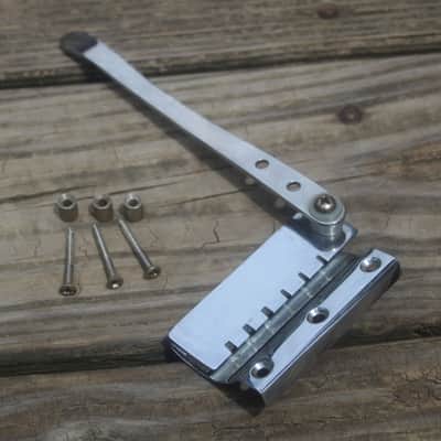 Vintage 1965 Gibson Short Maestro Vibrola Spoon Handle Chrome 1960's image 1