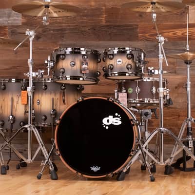 DS REBEL CUSTOM SHOP 5 PIECE DRUM KIT, ALL MAPLE SHELL, BLACK TO NATURAL FADE OVER EXOTIC FOSSIL BEECH image 15