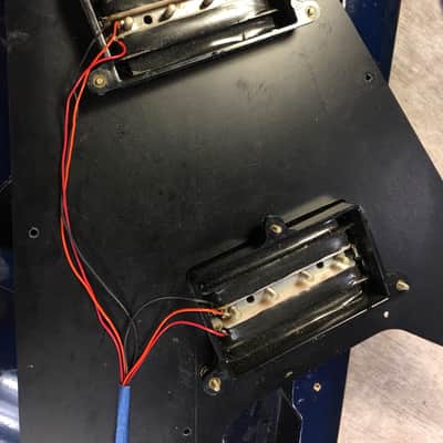 Gibson Flying V Bass 1981 Transparent Blue image 13