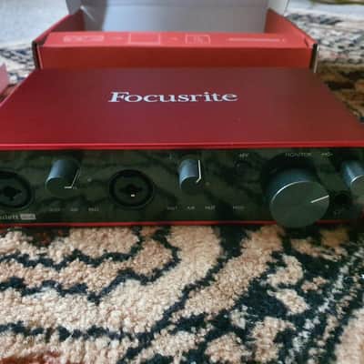 Focusrite Scarlett 4i4 3rd Gen USB Audio Interface 2019 - Present - Red / Black image 2