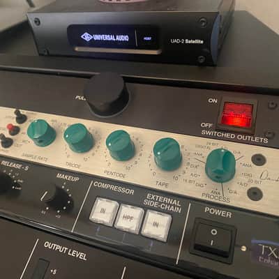 Crane Song HEDD 192 2-Channel AD/DA Converter with Digital Processing 2010s - Silver image 3