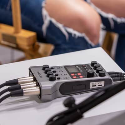 Zoom Podtrak P4 Podcast Studio Mixer/Recorder/USB Interface P-4 Pod-Track image 10