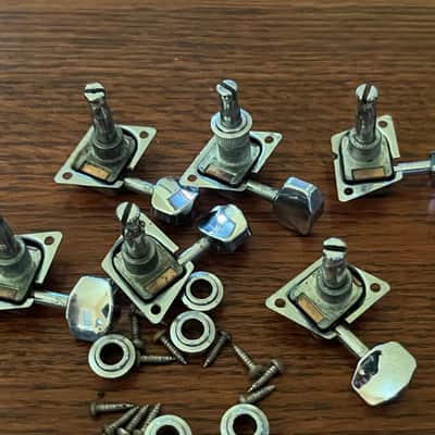 1970s set Fender guitar tuners Stratocaster Telecaster tuning pegs w/ screws and ferrules image 4