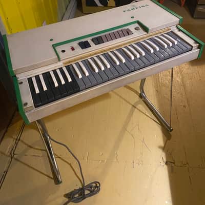 Farfisa Fast 3 Organ 1960 - White and green image 1