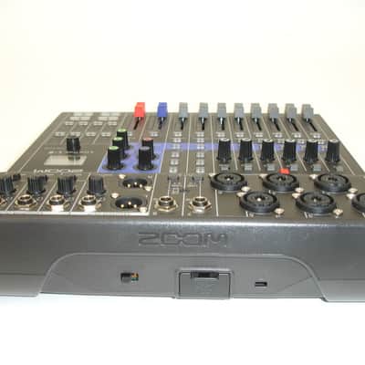 Zoom L-8 LiveTrak 8-channel Digital Mixer / Recorder image 7