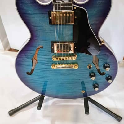 Gibson ES Supreme 2024 - Present - Blueberry Burst image 3