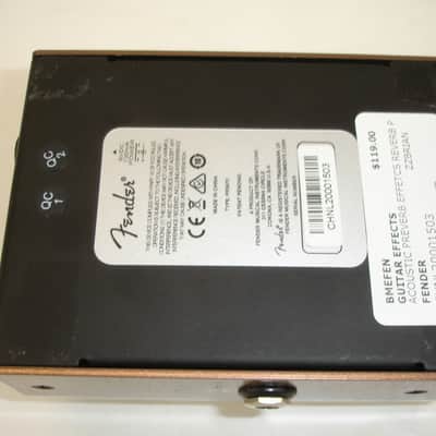 Fender Acoustic Preverb Acoustic Preamp/Reverb Guitar Effect Pedal image 4