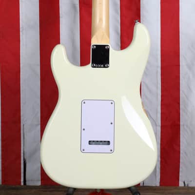 Fender Standard Stratocaster - Olympic White image 8