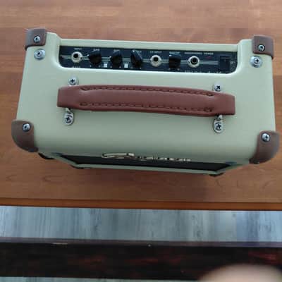 Bugera BC15 15W Vintage Guitar Amp-12AX7 2010s - Cream image 2