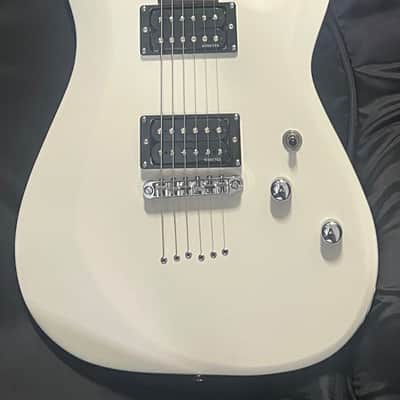 Schecter C-6 Deluxe 2002 - Satin White image 1