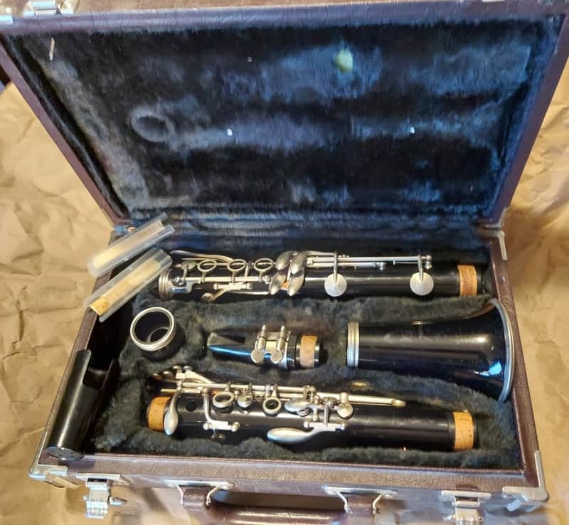 Yamaha YCL-34 Bb Wood Clarinet, Japan, Intermediate-Level image 1