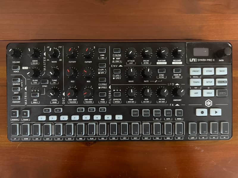 IK Multimedia UNO Synth Pro X Desktop Analog Synthesizer