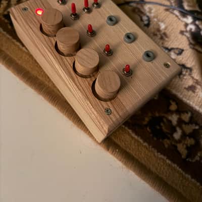 Sigil Instruments FxFriend Banana Effects Unit for Ciat-Lonbarde image 4