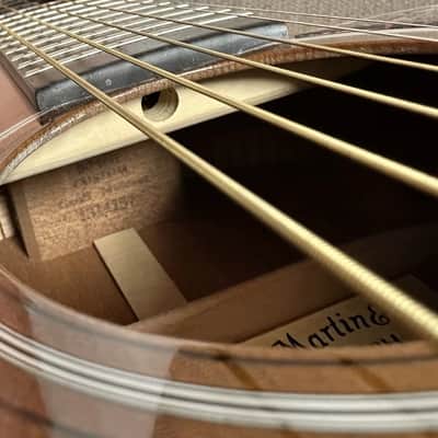 Martin 00-18H 'Geoff Muldaur' Custom Signature - Sunburst #111 w/ Case image 20
