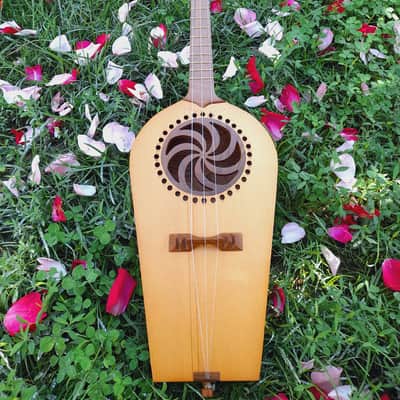 Georgian folk music instrument Panduri | String instrument Panduri | ფანდური | Fanduri image 2