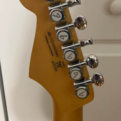 Fender American Professional II Stratocaster with Maple Fretboard 2020 - Present Mystic Surf Green image 8