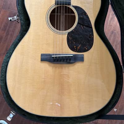 Martin 000-18 - Natural Acoustic Guitar US Made/ 3lbs. 13.5oz. #2865792 image 2