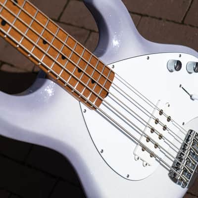 Ernie Ball Music Man Stingray Special 5-String Snowy Night image 4