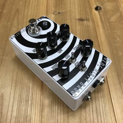 Dunwich Olde Dirty Bass Overdrive image 2