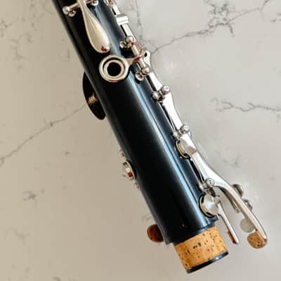 Buffet Crampon  B-12 Bb Clarinet with original hard shell plastic molded case. - Black (resin/composite) body, and Silver/nickel keys image 13