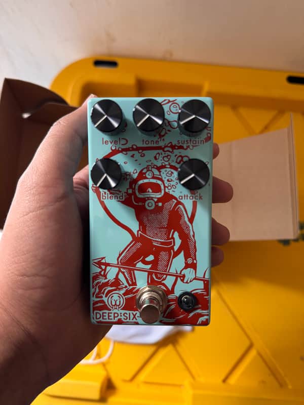 Walrus Audio Deep Six