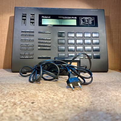 Roland R8 – Classic BAR – Serviced – Warranty