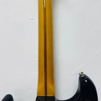 Fender Stratocaster 1977 - 3 Tone Sunburst image 6