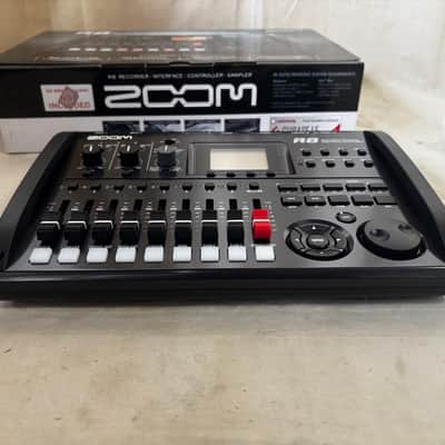 Zoom R8 8-Track Digital Recorder/Interface/Controller/Sampler w/ box image 7