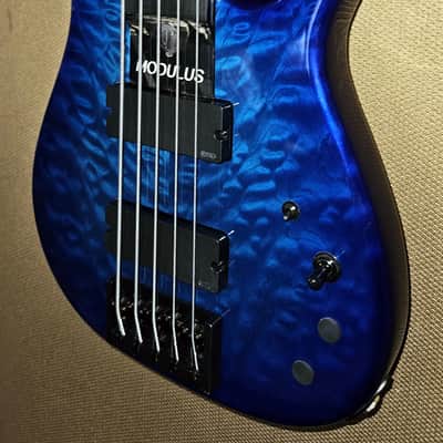 Modulus Quantum 5 Fretless 2007 - Blue Sunburst image 5