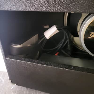 Traynor YCV50B Custom Valve 50-Watt 1x12" Guitar Combo image 14