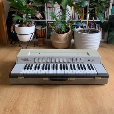 Hohner Symphonic 31 '60s - wooden image 4